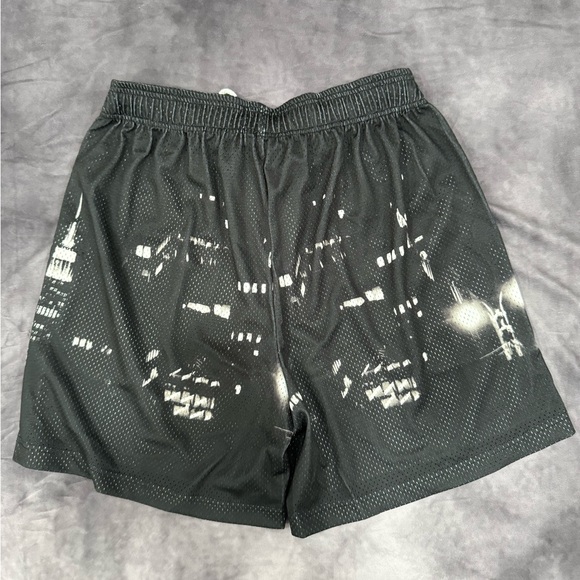 Authentic Eric Emmanuel Black City Skyline Shorts - Picture 4 of 7